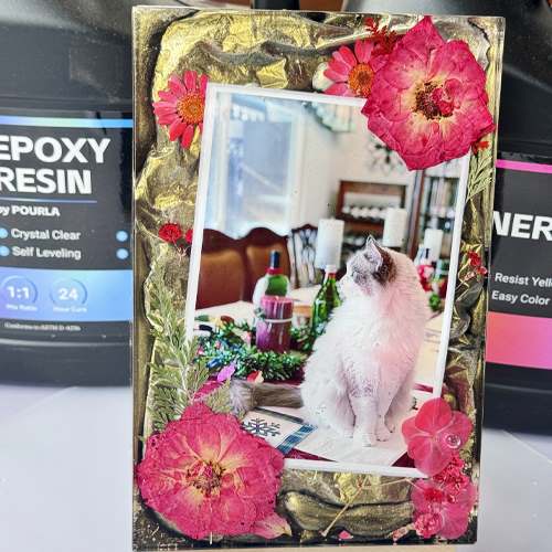 resin photo frame made with Pourla Epoxy Resin