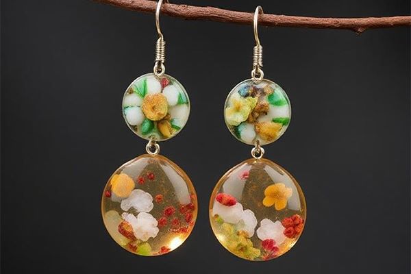 dangle resin earrings